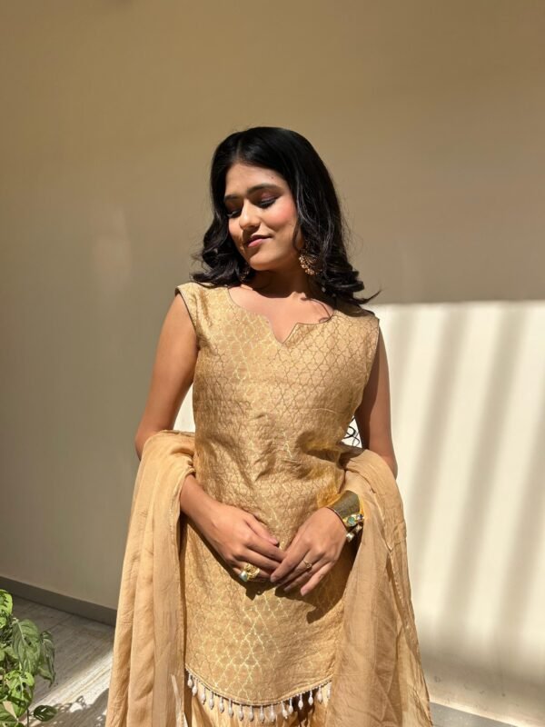 Golden Co-ord Set With Dupatta - Image 6