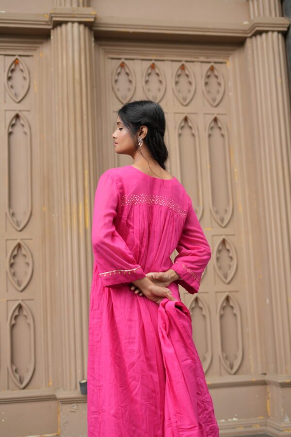 Tarang Suit - Image 5