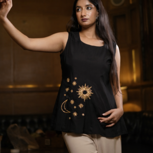 BLACK EMBELLISHED TOP